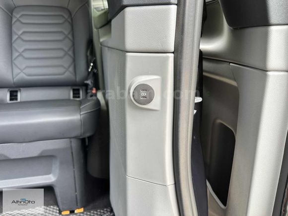 2025 FORD TOURNEO CUSTOM 2.0 ECOBLUE 320 L UZUN TİTANİUM PLUS
