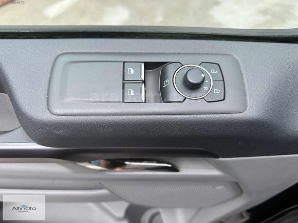 2025 FORD TOURNEO CUSTOM 2.0 ECOBLUE 320 L UZUN TİTANİUM PLUS