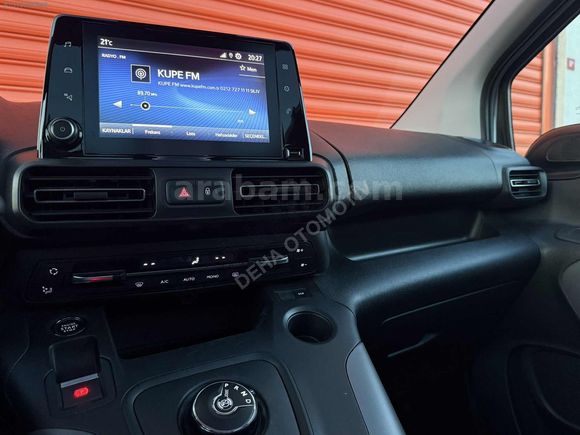 DEHA'DAN CAM TAVAN 2021 TOYOTA PROACE CİTY 1.5 D FLAME X-PACK