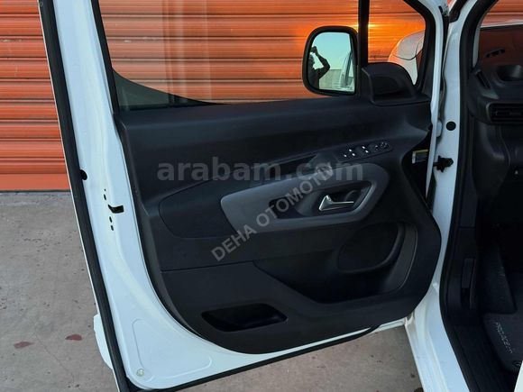 DEHA'DAN CAM TAVAN 2021 TOYOTA PROACE CİTY 1.5 D FLAME X-PACK