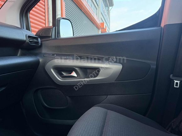 DEHA'DAN CAM TAVAN 2021 TOYOTA PROACE CİTY 1.5 D FLAME X-PACK
