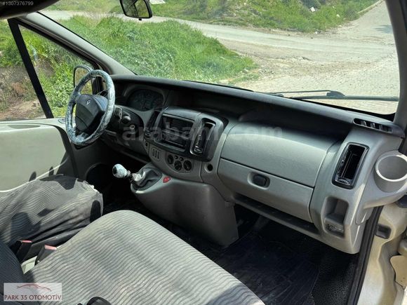 PARK35'DEN 2005 RENAULT TRAFIC KLİMALI PANELVAN FULL BAKIMLI