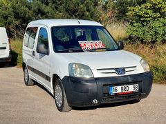 AKGÜN OTOMOTİVDEN 2006 MDL ORJİNAL DEĞİŞENSİZ HASAR KAYITSIZ KLM