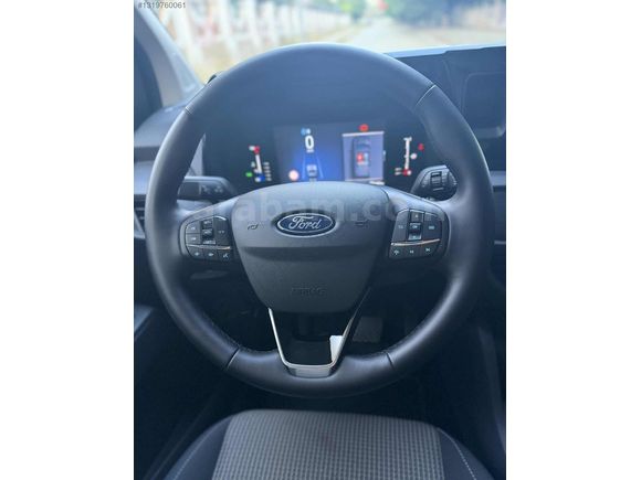 ÖZCAR'dan HATASIZ COURİER/ 2025 / 12.ooo km / %20 Kdv/ Garantili