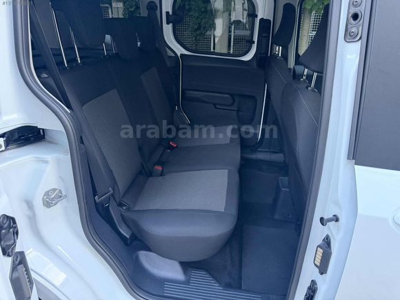 ÖZCAR'dan HATASIZ COURİER/ 2025 / 12.ooo km / %20 Kdv/ Garantili