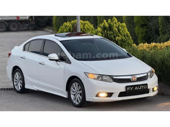 F.Y AUTO'DAN / 175.000 KM'DE / KUSURSUZ / 2013 ECO ELEGANCE