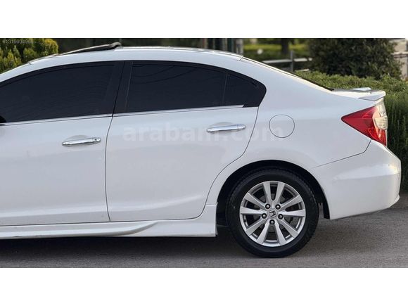 F.Y AUTO'DAN / 175.000 KM'DE / KUSURSUZ / 2013 ECO ELEGANCE