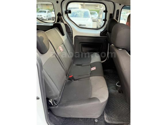 MAKAS AUTO"DAN 2021 DÜŞÜK KM 1.5 DİZEL CAMLI KOLTUKLU