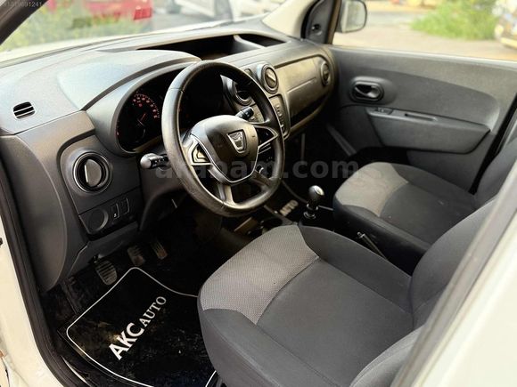 MAKAS AUTO"DAN 2021 DÜŞÜK KM 1.5 DİZEL CAMLI KOLTUKLU