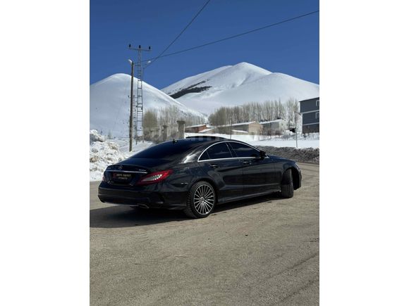 Sahibinden Mercedes - Benz CLS 350 D AMG 2015 Model  155.000 km Siyah