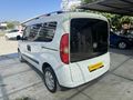 EYBEKLERDEN 2.SAHİBİNDEN OTOMOBİL RUHSATLI DÜŞÜK KM