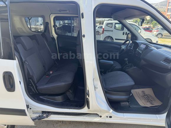 EYBEKLERDEN 2.SAHİBİNDEN OTOMOBİL RUHSATLI DÜŞÜK KM