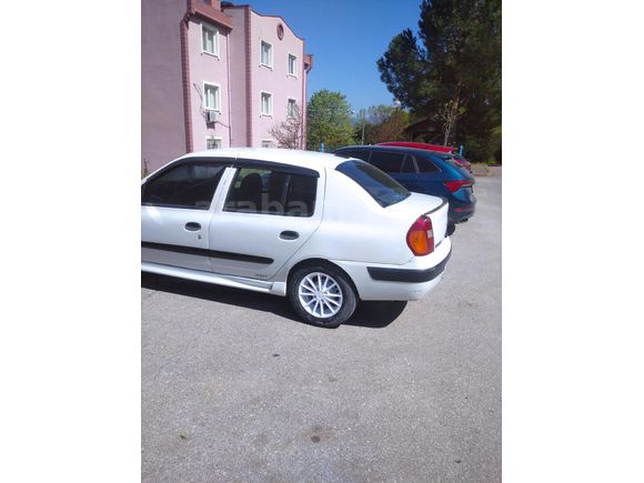 Sahibinden Renault Clio 1.4 Authentique 2004 Model