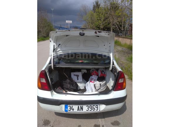 Sahibinden Renault Clio 1.4 Authentique 2004 Model