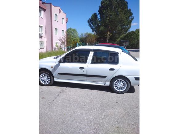 Sahibinden Renault Clio 1.4 Authentique 2004 Model