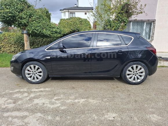 Sahibinden Opel Astra 1.4 T Cosmo 2010 Model