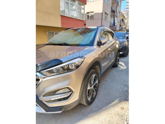 Sahibinden Hyundai Tucson 1.6 T-GDi Elite 2015 Model  122.000 km Şampanya