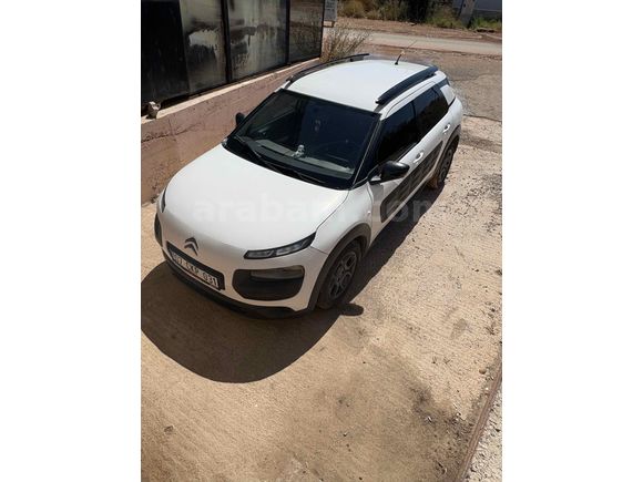 Sahibinden Citroen C4 Cactus 1.2 PureTech Feel 2015 Model 