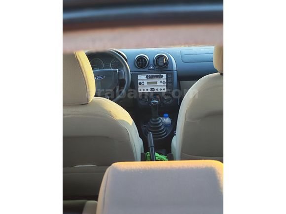 Sahibinden Ford Fiesta 1.4 TDCi Comfort 2004 Model