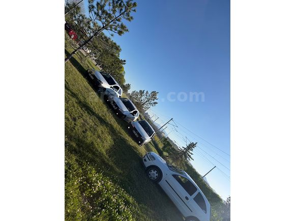 Sahibinden Opel Corsa Van 1.3 CDTI 2005 Model 