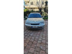 Sahibinden Renault Laguna 1.6 Privilege 2004 Model  335.000 km Bej
