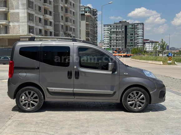 Sahibinden Fiat Fiorino Combi 1.3 Multijet Premio 2023 Model 