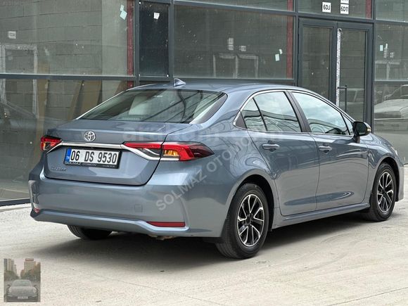 SOLMAZ OTOMOTİV 2020 COROLLA 1.6 VİSİON LPG 125 000KM