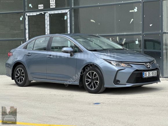 SOLMAZ OTOMOTİV 2020 COROLLA 1.6 VİSİON LPG 125 000KM