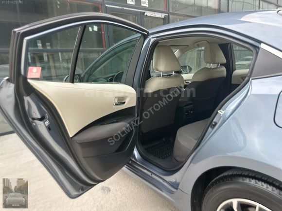 SOLMAZ OTOMOTİV 2020 COROLLA 1.6 VİSİON LPG 125 000KM