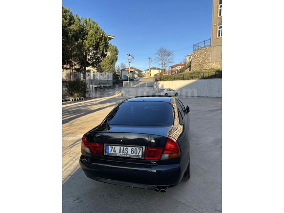 Sahibinden Mitsubishi Carisma 1.6 GLX 2000 Model 