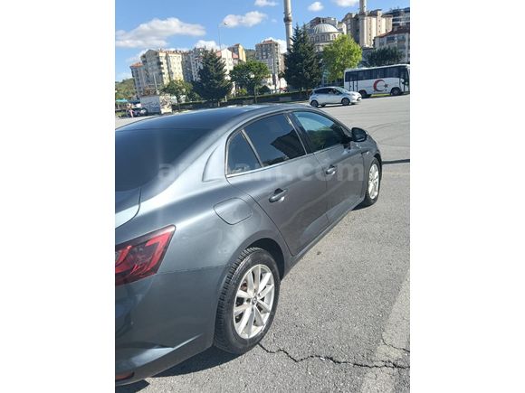 Sahibinden Renault Megane 1.5 dCi Touch 2017 Model  274.000 km Gri (titanyum)
