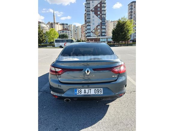 Sahibinden Renault Megane 1.5 dCi Touch 2017 Model  274.000 km Gri (titanyum)