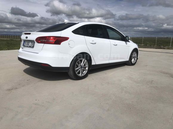 Sahibinden Ford Focus 1.6 TDCi Trend X 2015 Model 