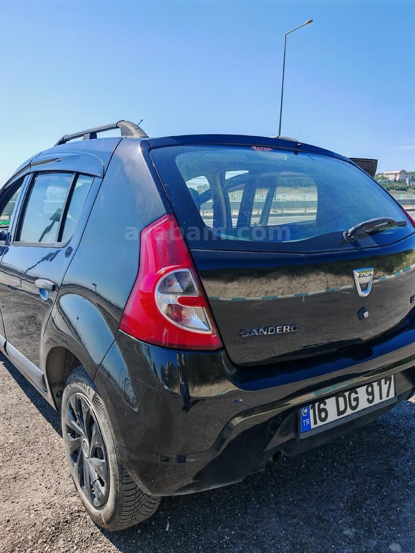 Sahibinden Dacia Sandero 1.5 dCi Ambiance 2012 Model Kocaeli 236.000 km Siyah 4