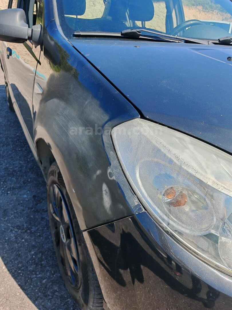Sahibinden Dacia Sandero 1.5 dCi Ambiance 2012 Model Kocaeli 236.000 km Siyah 5