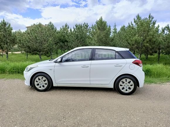 Sahibinden Hyundai i20 1.4 MPI Jump 2016 Model Ankara