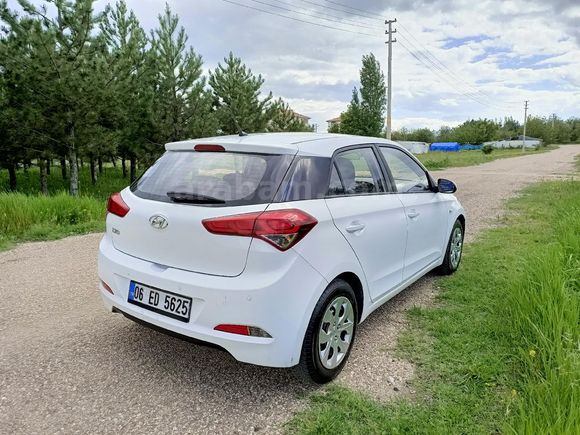 Sahibinden Hyundai i20 1.4 MPI Jump 2016 Model Ankara