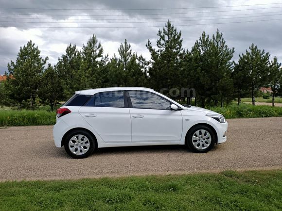 Sahibinden Hyundai i20 1.4 MPI Jump 2016 Model Ankara