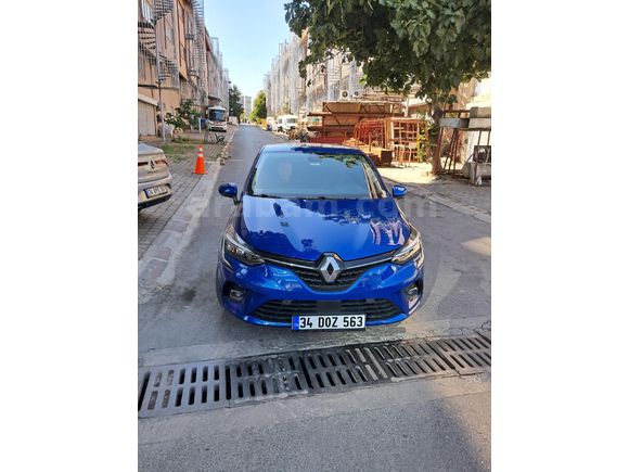 Sahibinden Renault Clio 1.3 TCe Icon 2020 Model  59.000 km Mavi (metalik)