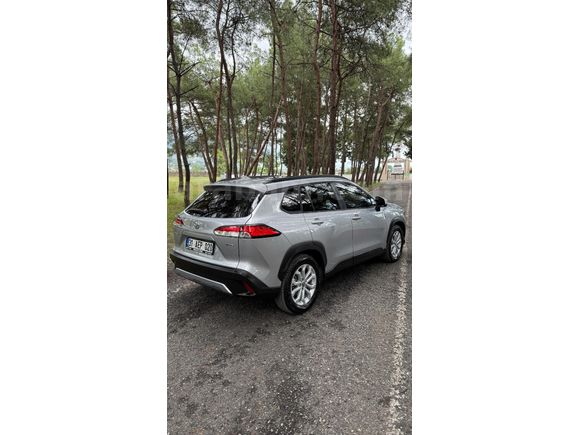 Sahibinden Toyota Corolla Cross 1.8 Hybrid Flame X-Pack 2025 Model