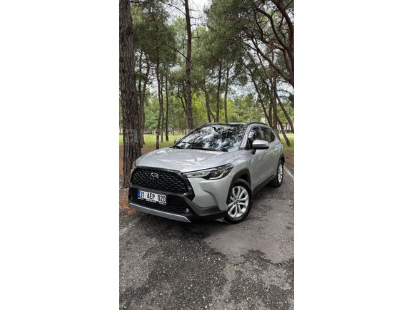 Sahibinden Toyota Corolla Cross 1.8 Hybrid Flame X-Pack 2025 Model