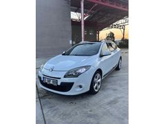 Sahibinden Renault Megane 1.5 dCi Sport Tourer Privilege 2012 Model 