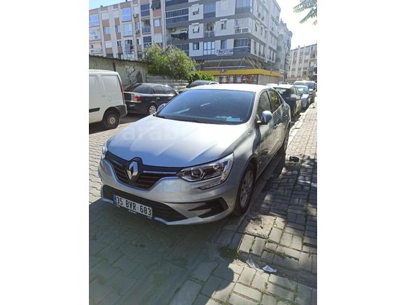 Sahibinden Renault Megane 1.3 TCe Joy 2023 Model