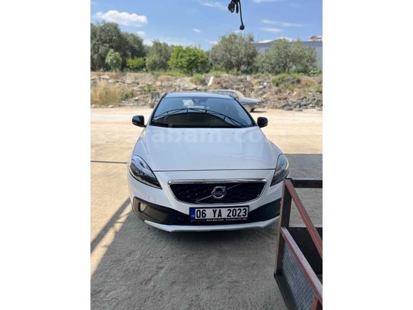Sahibinden Volvo V40 1.6 D 2014 Model 