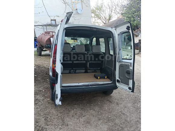 MOTORU YENİ REKTEFELİ MUAYENELİ RENAULT KANGOO ÇATALCA