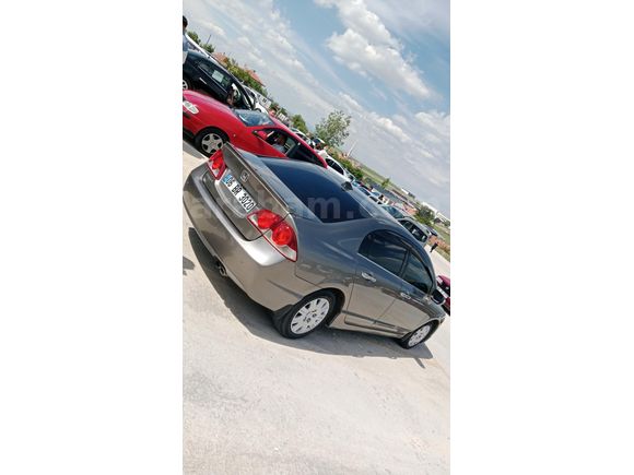 Sahibinden Honda Civic 1.6i VTEC Dream 2009 Model