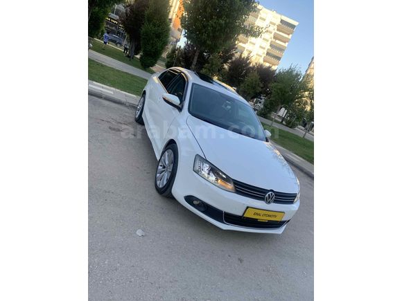 Galeriden Volkswagen Jetta 1.6 TDi Highline 2013 Model Gaziantep