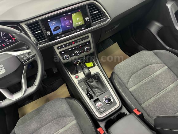 FIRSAT:2024 ATECA 1.5 XPERIENCE DSG BOYASIZ+CAM TAVAN+DÜŞÜK KM