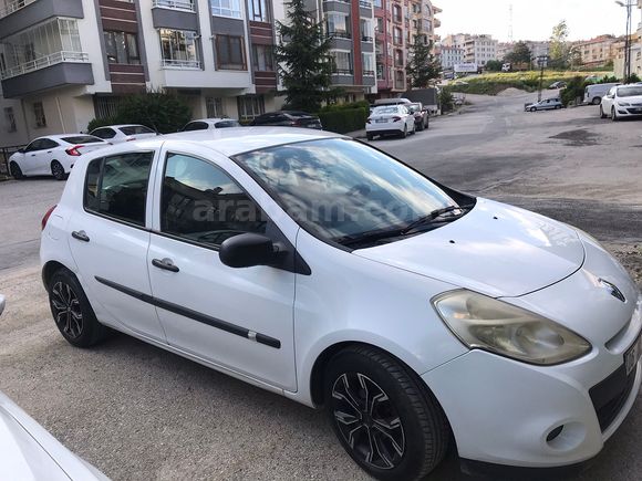 Sahibinden Renault Clio 1.5 dCi Authentique Edition 2012 Model 