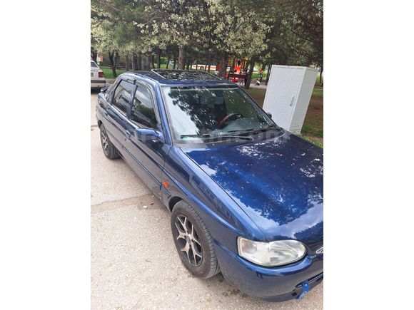 Sahibinden Ford Escort 1.6 Ghia 1999 Model